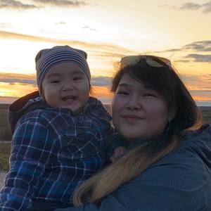 Meet your Posher, Claudia